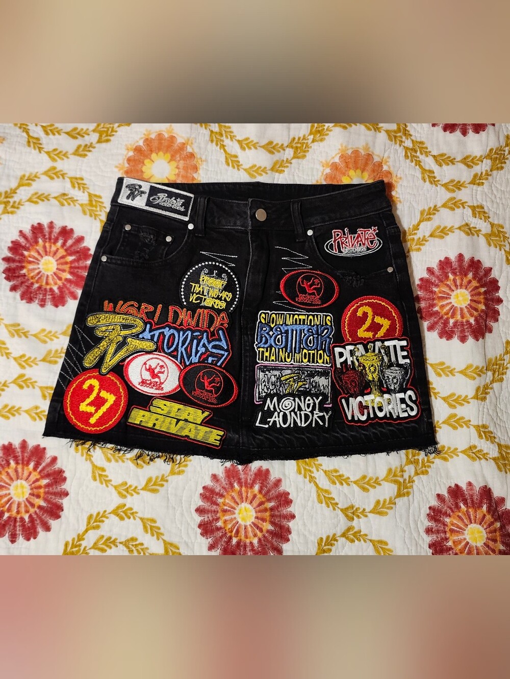Private Victories Black Distressed Denim Patch Mini Skirt Sz S